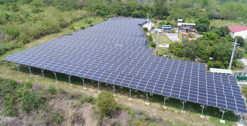 高雄旗山地面型_裝置容量：365.80kW